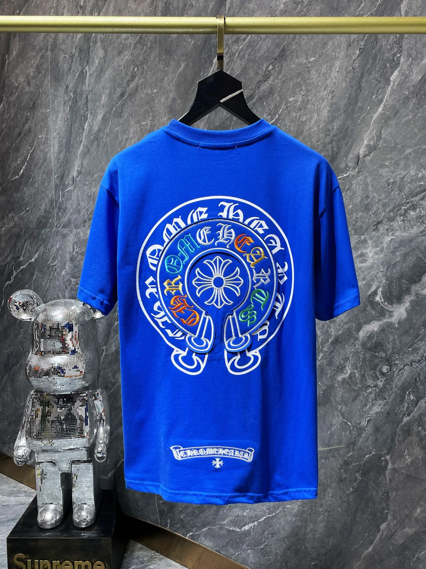 P174 New Chrome Hearts 25ss for summer. High-weight, environmentally friendly and high-quality top-quality fabric. 260g~270g. Embroidered colorful classic cross horseshoe short sleeves. Counter synchronization. Re-engraved version 1:1. Recommended colors: black, white, orange, blue. Size: S, M, L, XL.